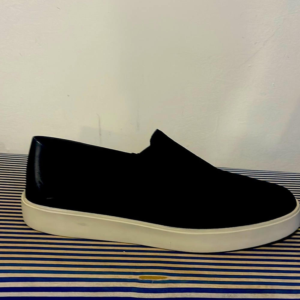 Vince Thomas black shoes sneakers